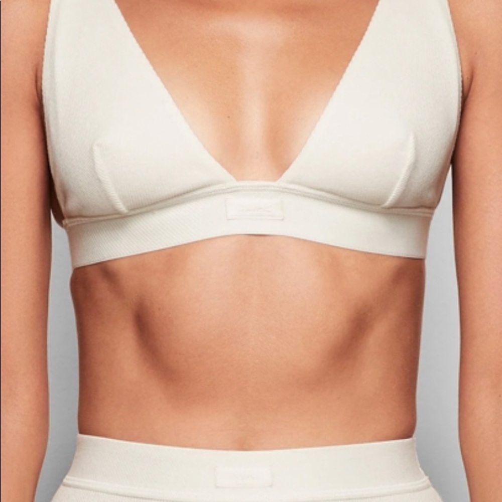 SKIMS cotton plunge bra in bone XL
